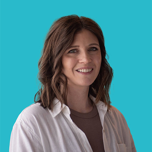 Dr. Julia Lennox